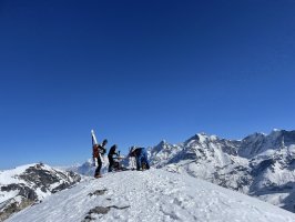 Gipfel Hundshorn (2928m)