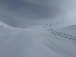 Nach 3 Stunden sehen wir den Himmel wieder 